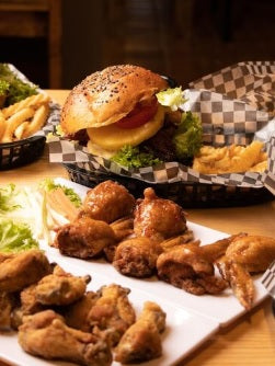 Chicken Wings & Hamburger Patties